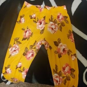 Fashion nova leggings